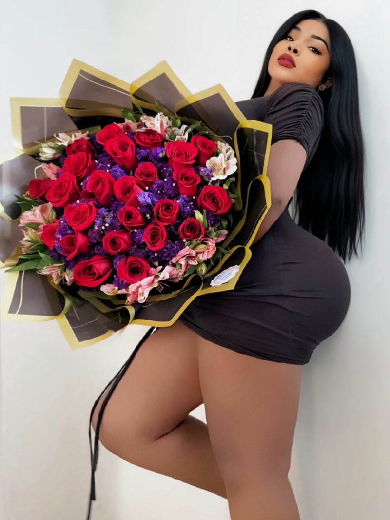 Ms. Ynette Mills - Fashion